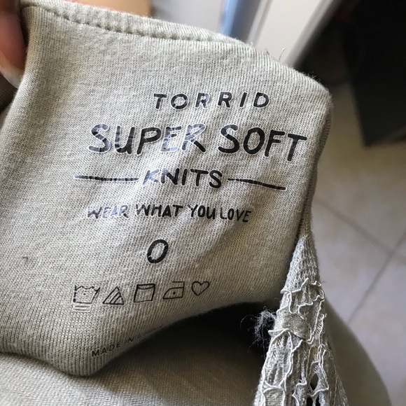 🦄 Torrid Olive Babydoll Top - Picture 11 of 11